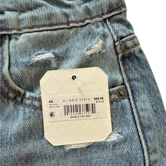 Altar’d State High Rise Distressed Denim Shorts Medium Wash Size 24 - Picture 6 of 9